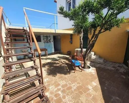 Jinki House